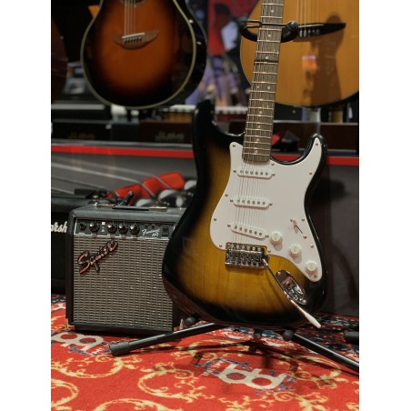 Pack Guitare Occasion SQUIER Bullet Strat 2TS Bundle - Macca Music