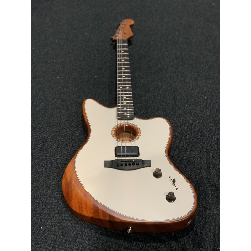 Occasion Fender Am Acoustasonic Jazzmaster OLW - Macca Music