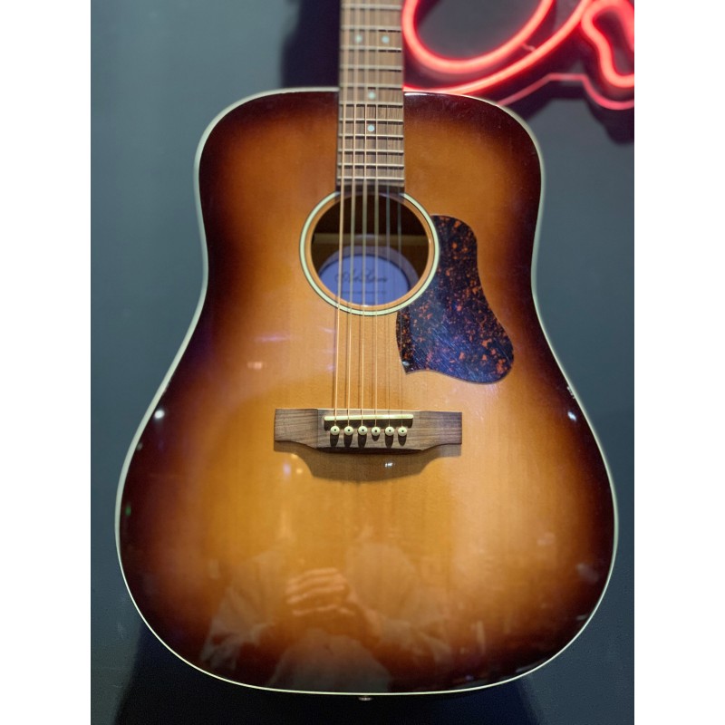 Guitare électro-acoustique d'occasion ART ET LUTHERIE Americana Lighta Burst - Macca Music