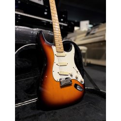 OCCASION FENDER STRAT PLUS