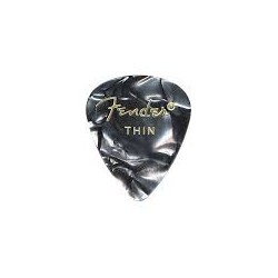 Lot De 12 Mediators FENDER Thin Premium - Macca Music